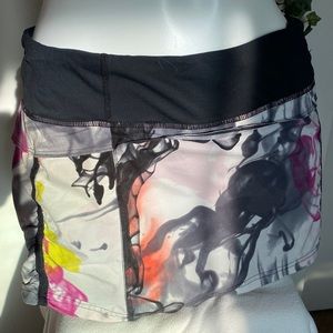 Lululemon tennis skirt, size 4